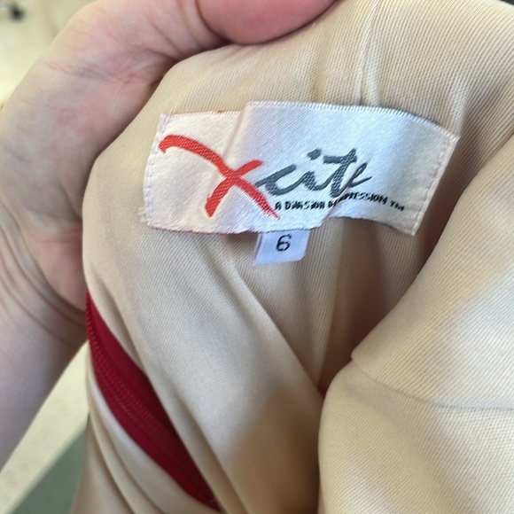 Xcite prom dress/evening gown . - Picture 6 of 6